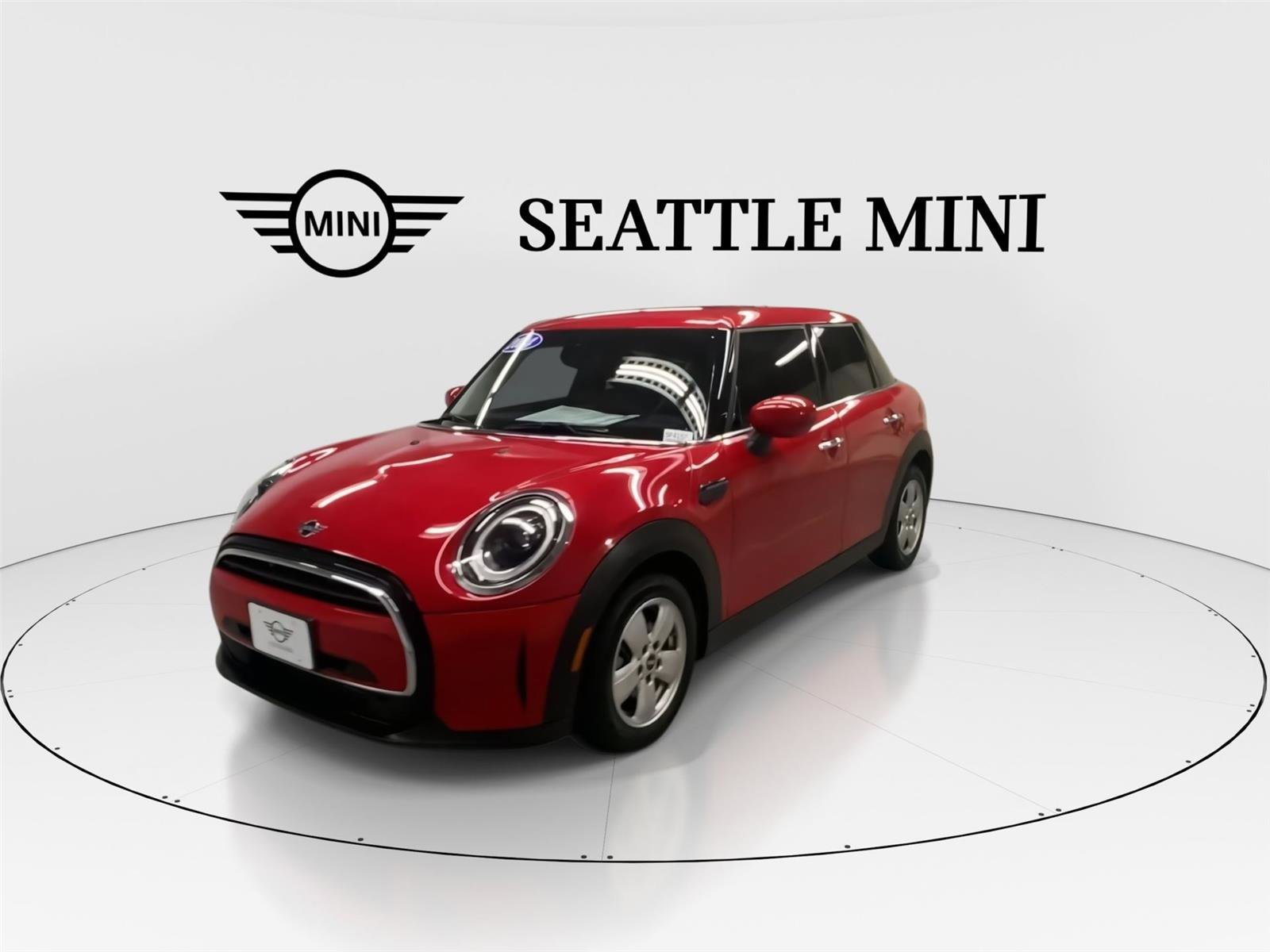 Certified 2024 MINI Cooper 4-Door Hardtop FWD image 5