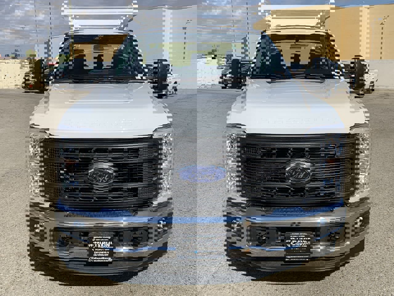 New 2026 Ford F250 XL w/ XL Chrome Package image 3