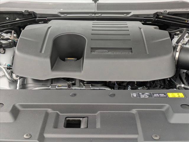 New 2026 Land Rover Defender 130 X-Dynamic SE AWD/4WD image 19