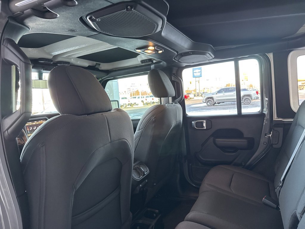 Used 2023 Jeep Wrangler Altitude image 22