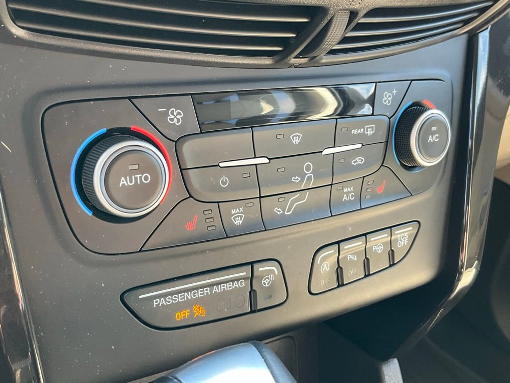 Certified 2019 Ford Escape Titanium image 11