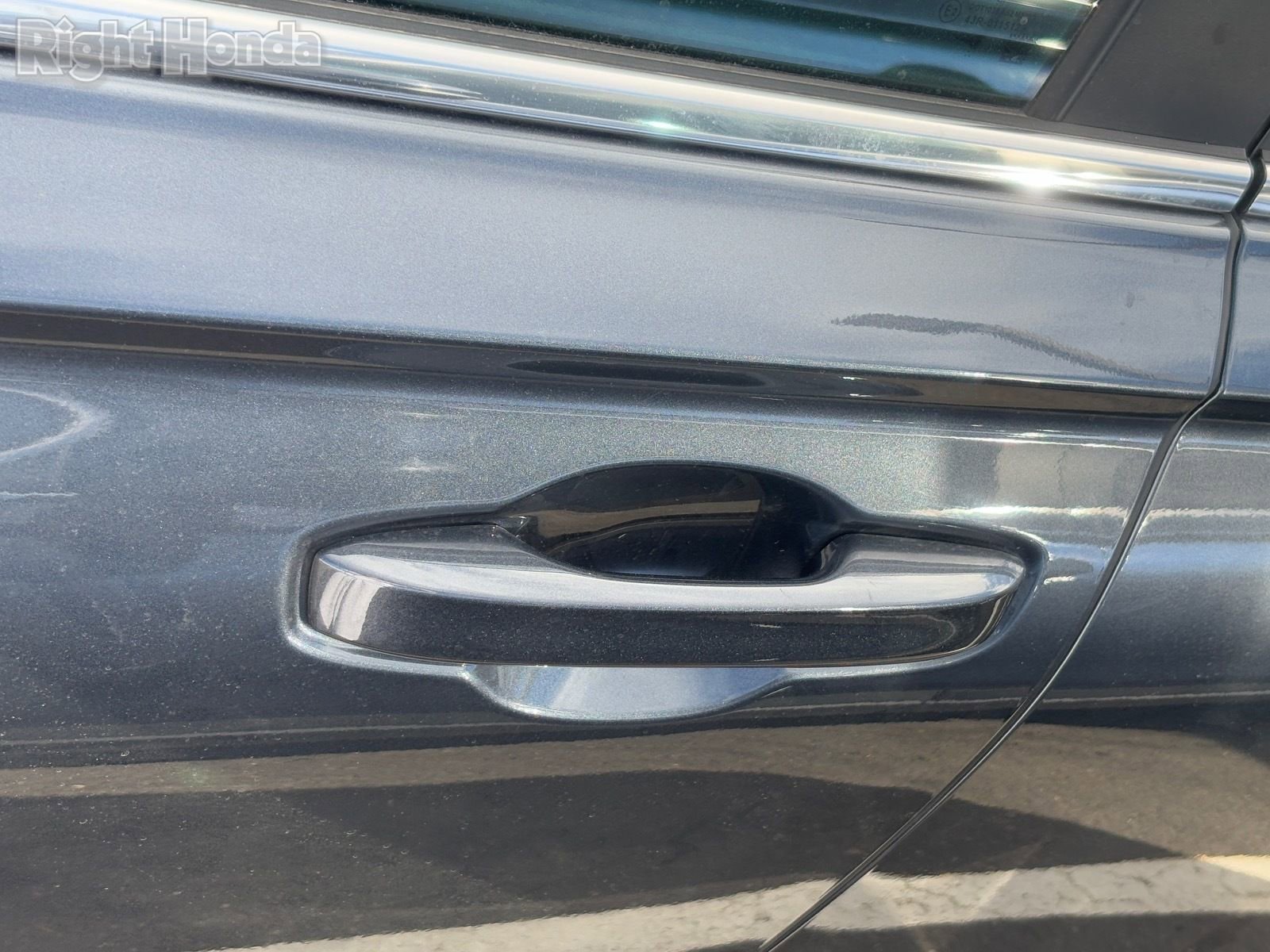 Used 2025 Honda CR-V LX image 8