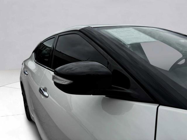Used 2022 Nissan Maxima SV w/ Floor Mat Group FWD image 7