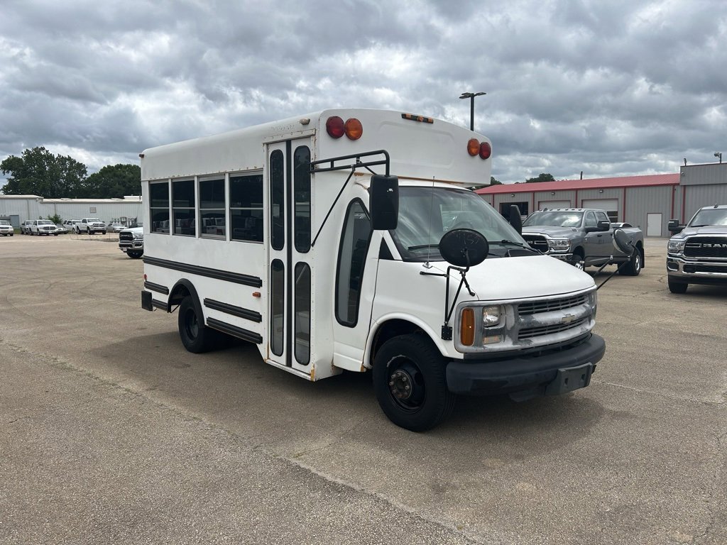 Used 2001 Chevrolet Express 3500 image 7