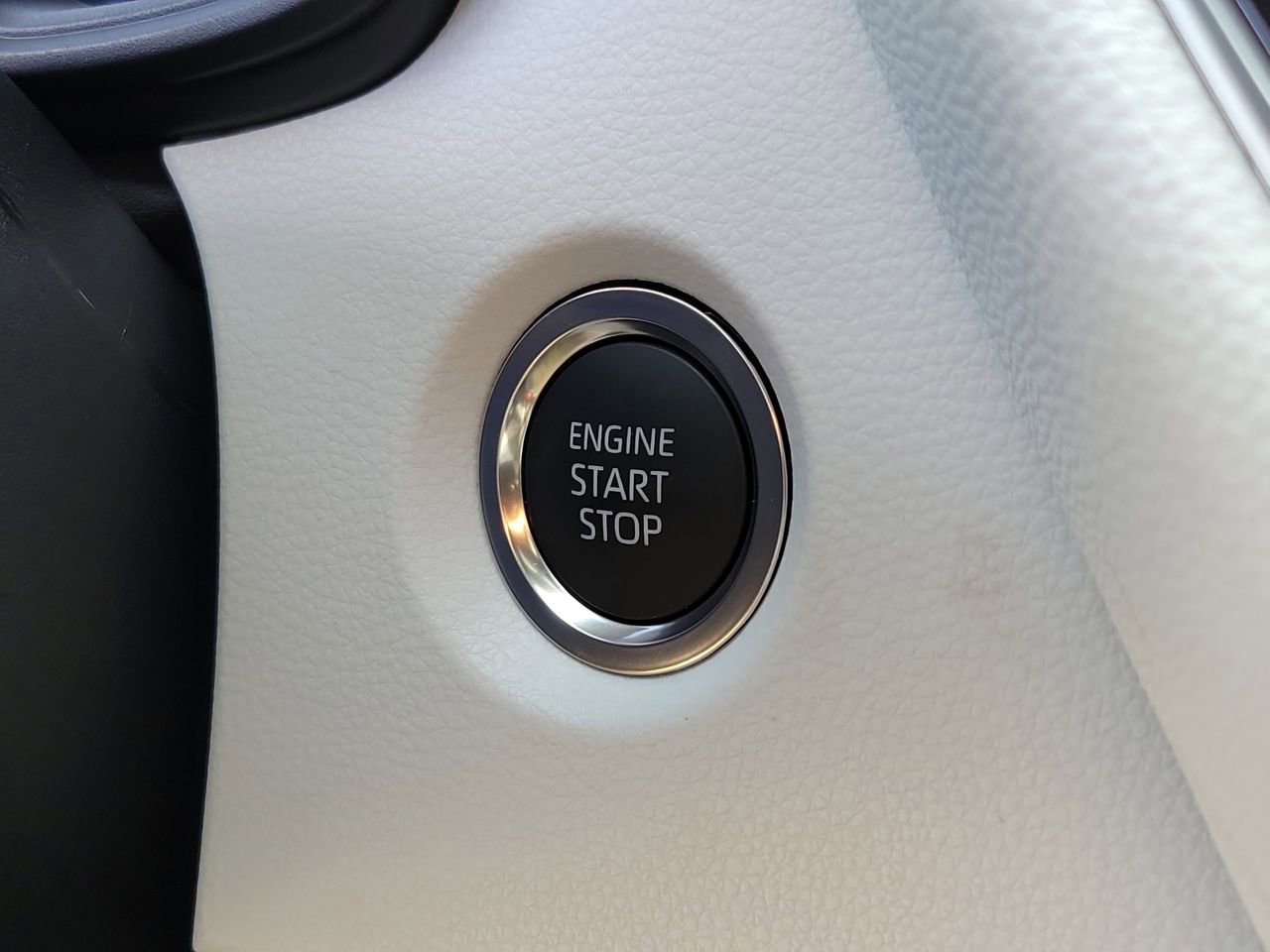 New 2026 Toyota Corolla SE image 28