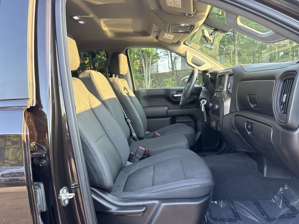 Used 2019 Chevrolet Silverado 1500 Custom w/ Custom Value Package AWD/4WD image 25