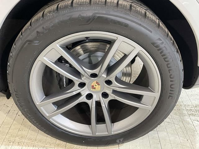 New 2026 Porsche Cayenne Coupe image 12