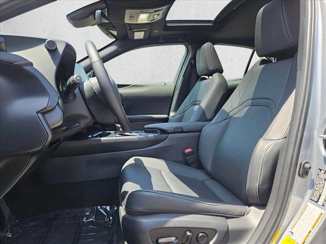 Used 2023 Lexus UX 250h FWD w/ Accessory Package (Z2) image 11