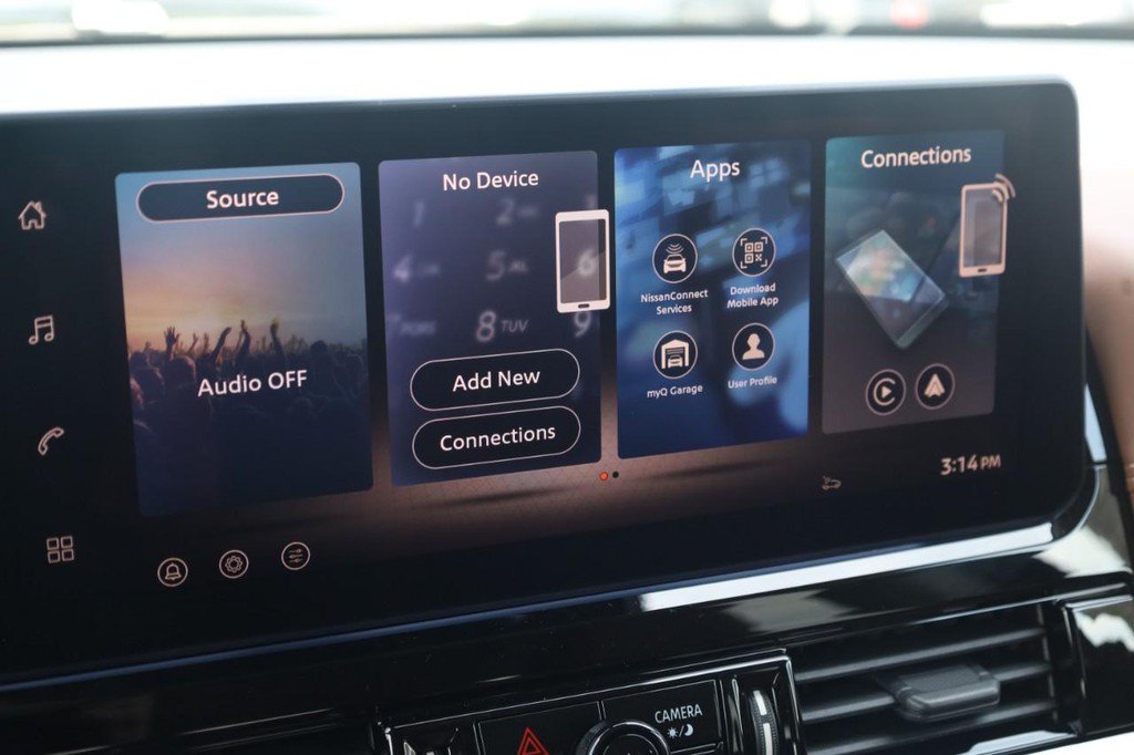 New 2026 Nissan Pathfinder Platinum AWD/4WD image 14