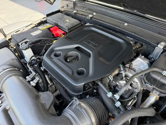 Used 2024 Jeep Wrangler Unlimited image 13
