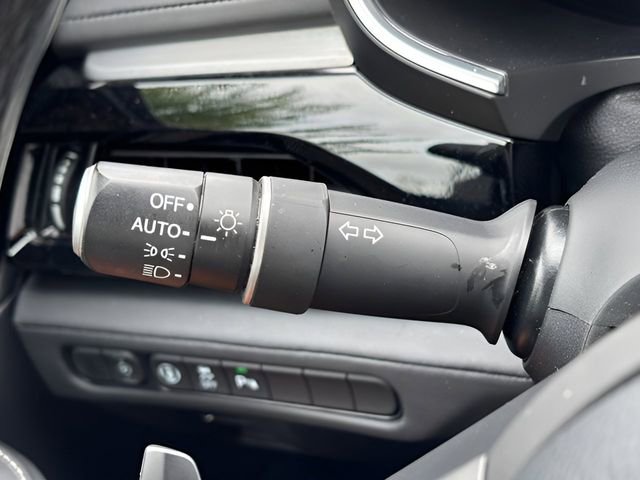 Used 2023 Acura MDX FWD w/ Technology Package image 29