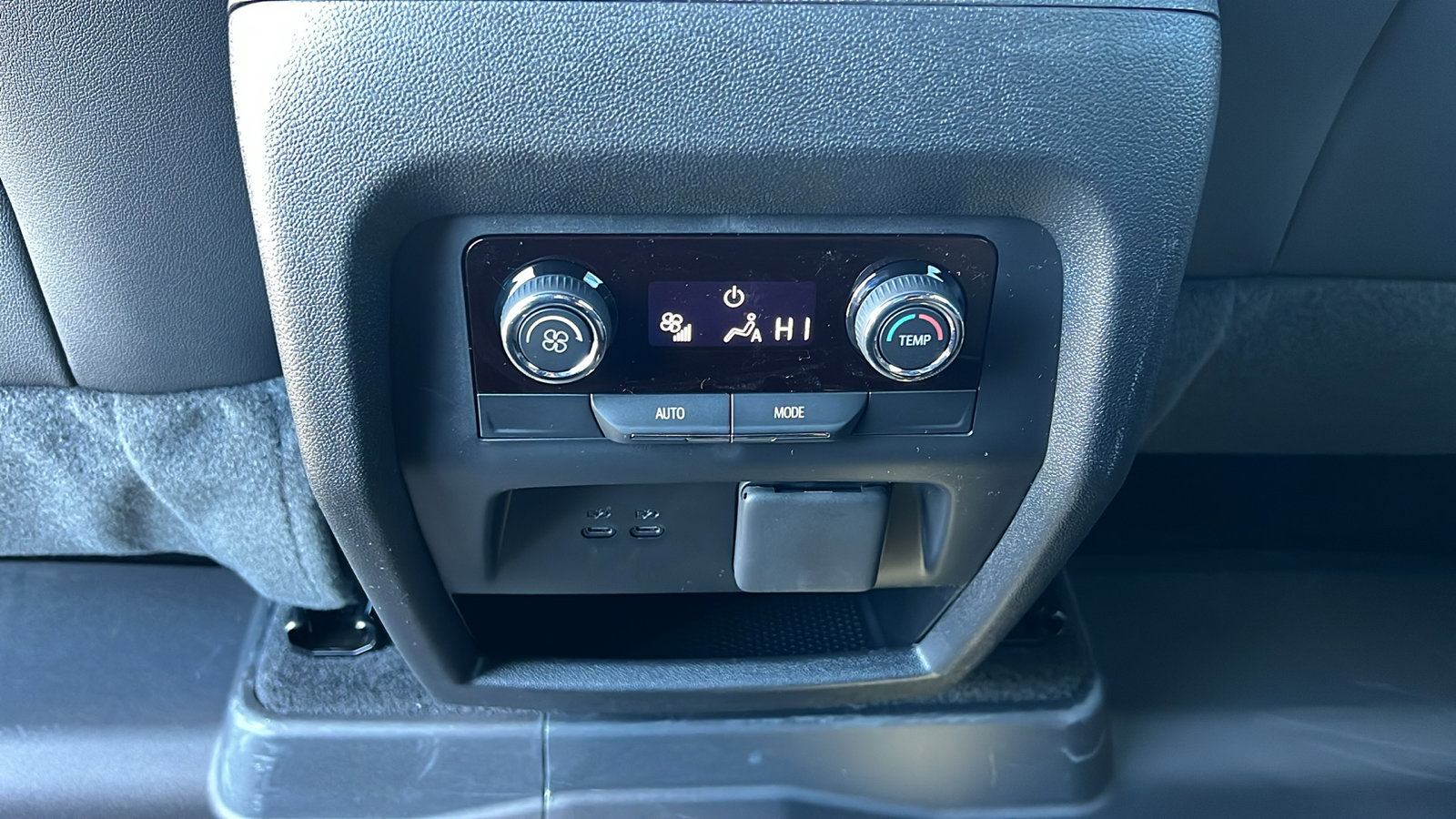 New 2026 Chevrolet Traverse Z71 w/ Enhanced Driving Package image 16