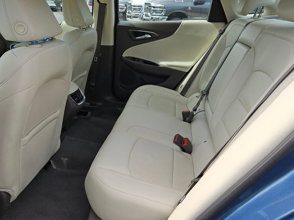 Used 2024 Chevrolet Malibu LT FWD image 11