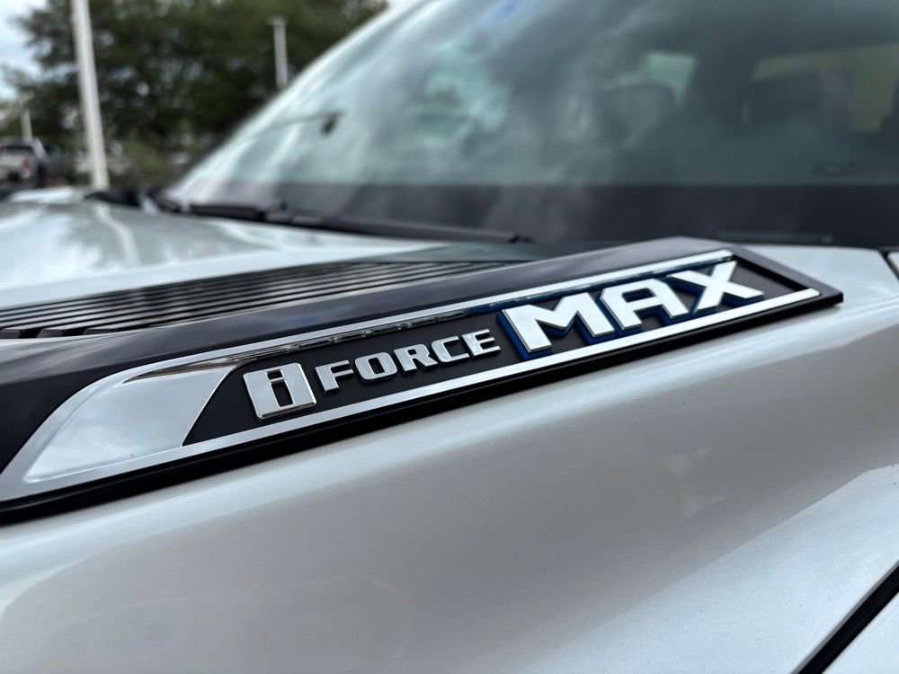 New 2024 Toyota Tundra Limited w/ Power Package image 4