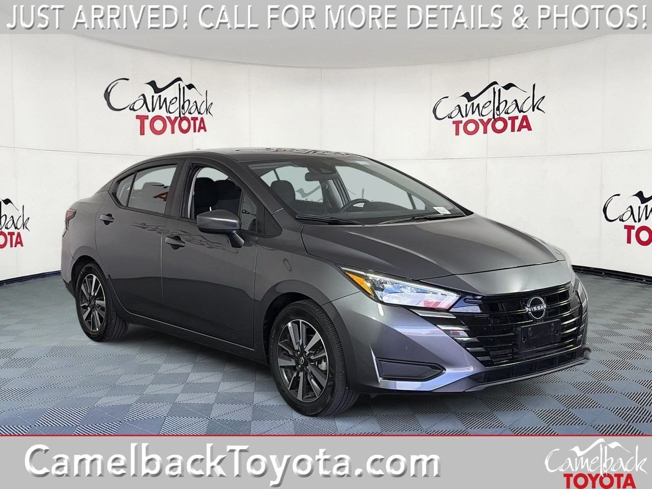 Used 2025 Nissan Versa SV FWD image 1