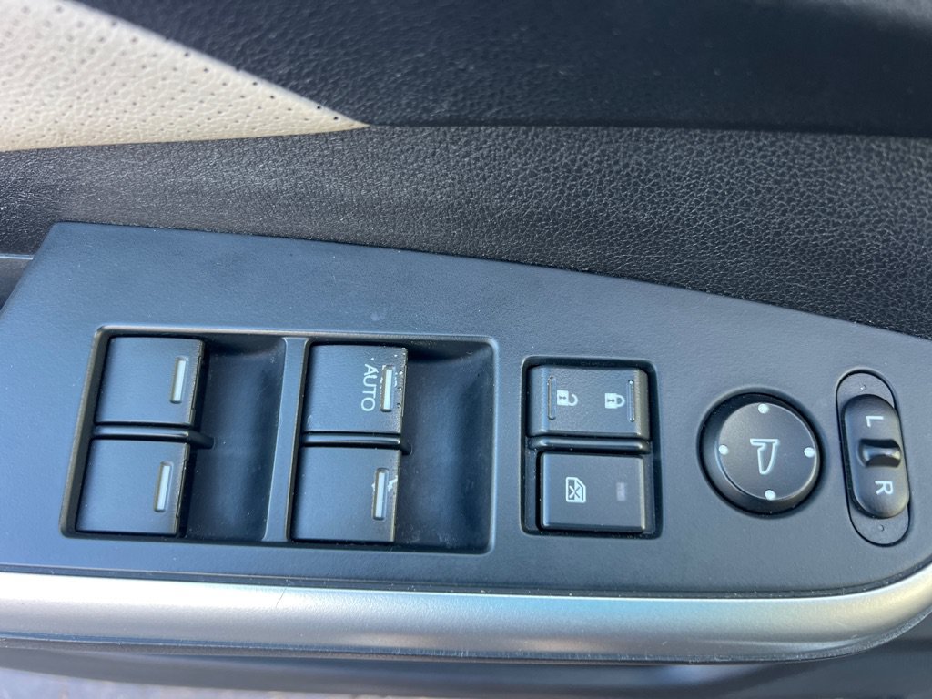 Used 2016 Honda CR-V EX-L image 24