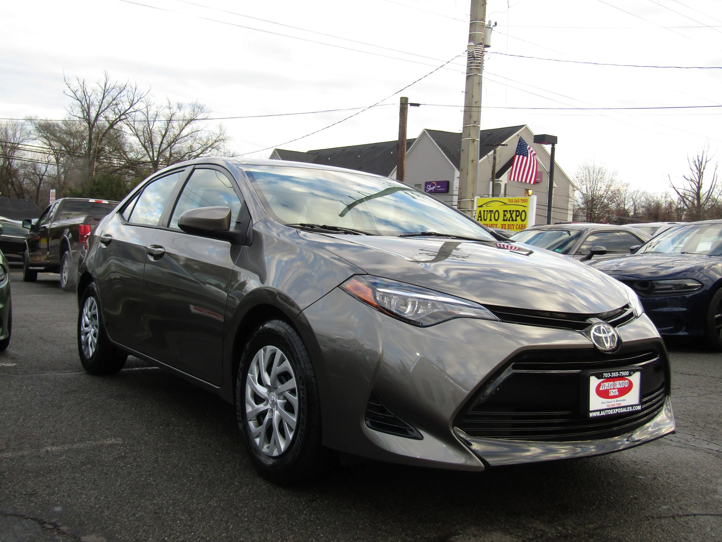 Used 2017 Toyota Corolla LE w/ Carpet Mat Package (TMS) image 1