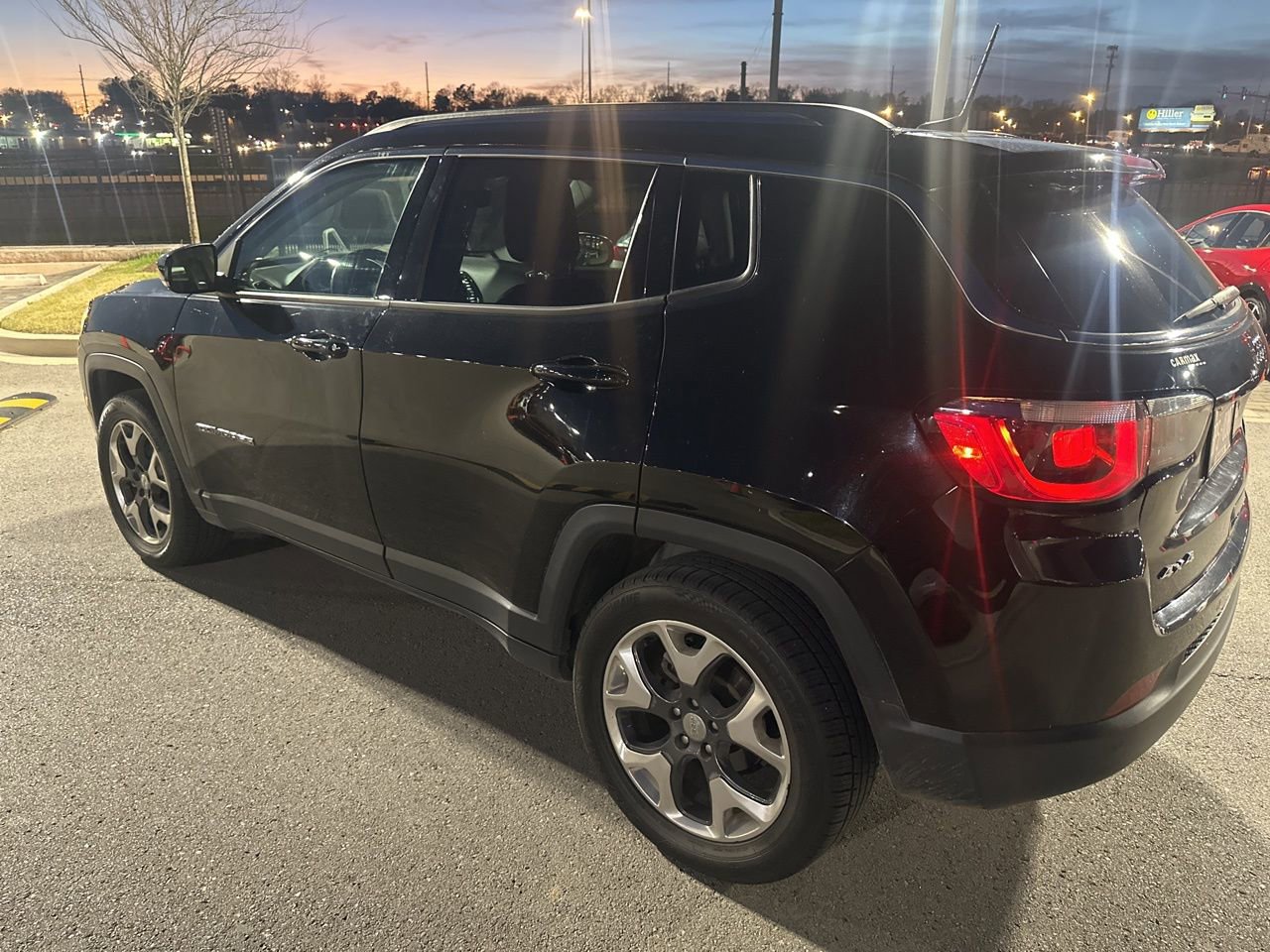 Used 2019 Jeep Compass Limited w/ Safety & Security Group image 6