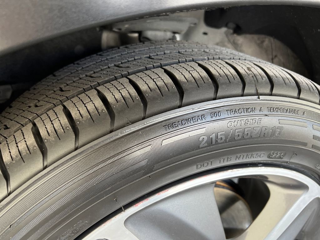 Used 2021 Honda HR-V EX-L image 29