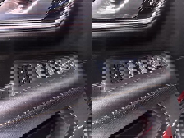 Used 2024 GMC Yukon AT4 w/ Technology Package image 24