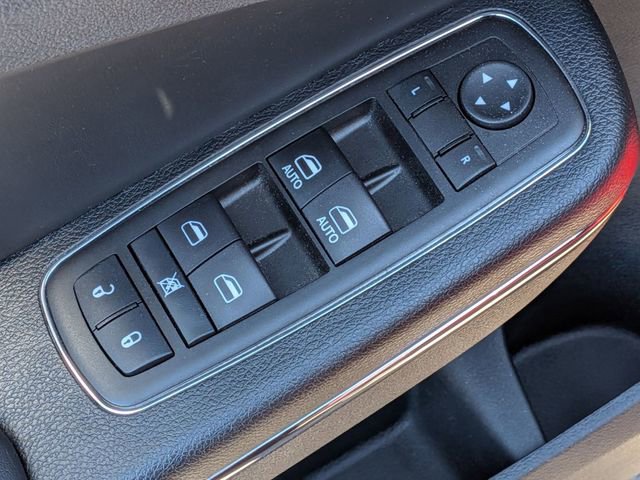 Used 2014 Dodge Charger SXT Plus AWD/4WD image 27