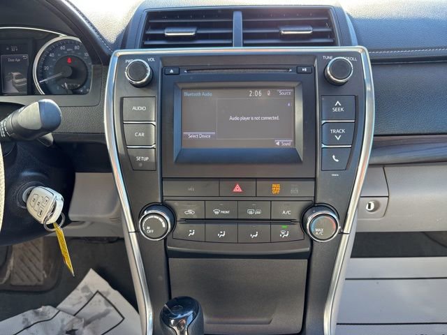 Used 2017 Toyota Camry LE FWD image 19