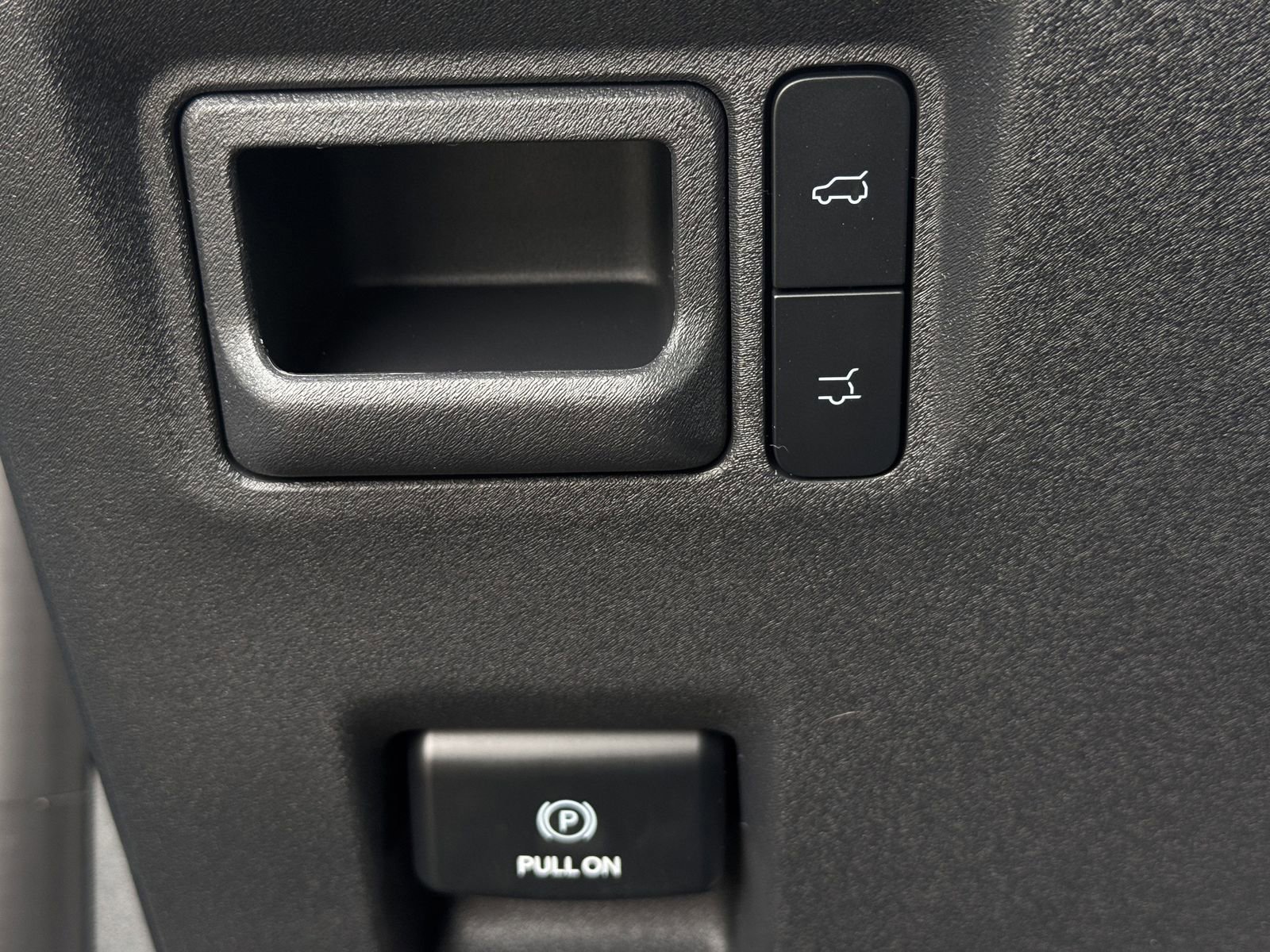 New 2026 Ford Expedition Active image 18