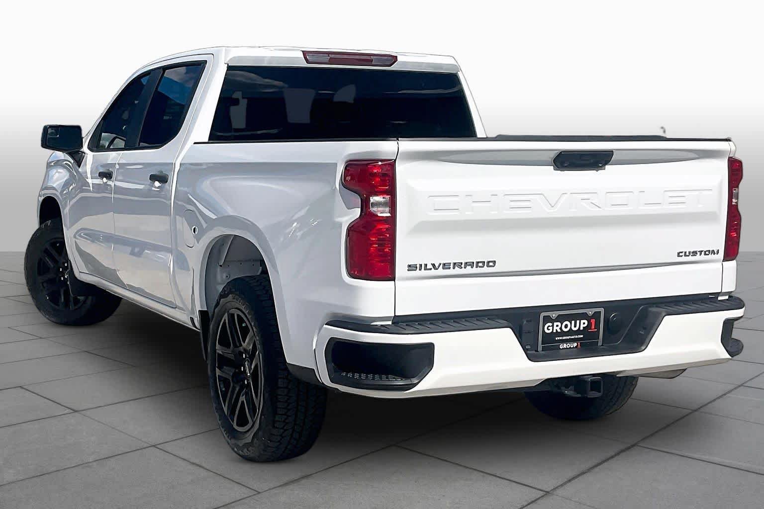 Used 2025 Chevrolet Silverado 1500 Custom w/ Turbomax Blackout Package RWD image 12