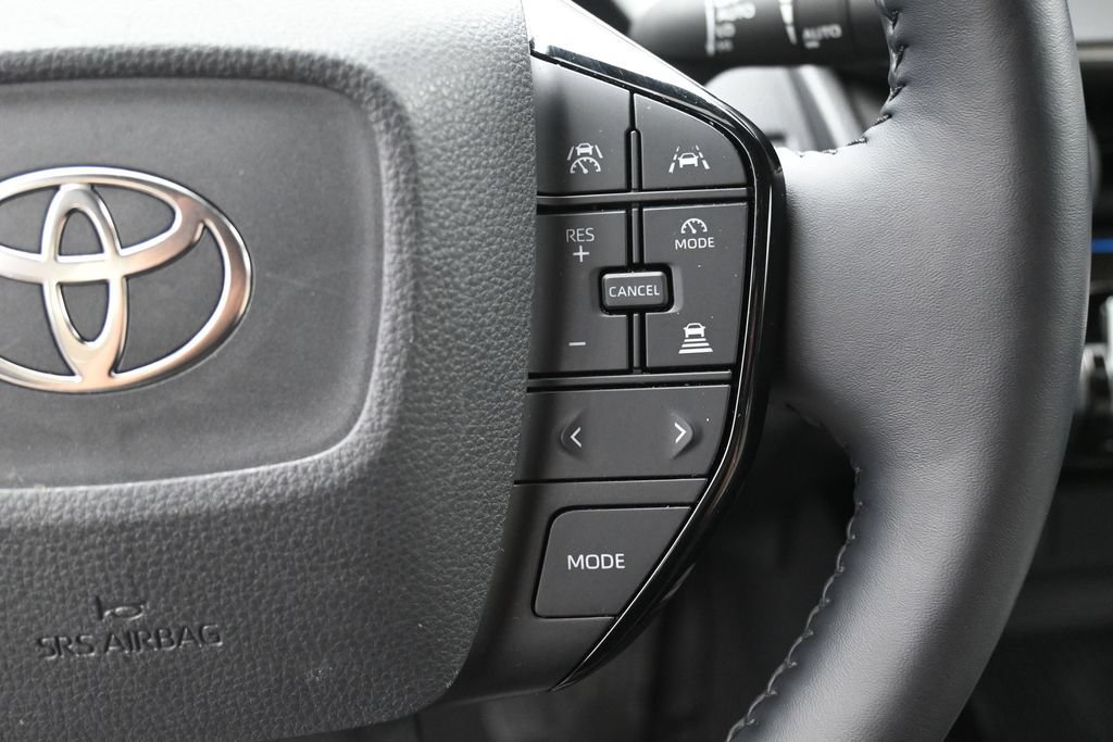 Used 2025 Toyota Prius Limited w/ Limited Premium Package AWD/4WD image 18