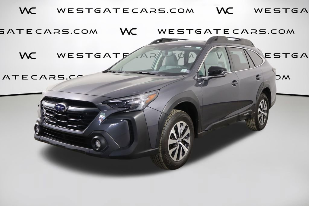 Used 2025 Subaru Outback Premium AWD/4WD image 1