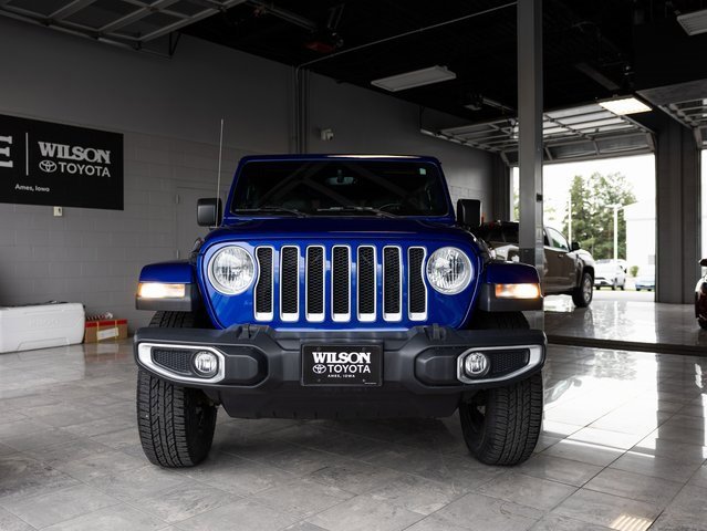 Used 2020 Jeep Wrangler Unlimited Sahara image 3