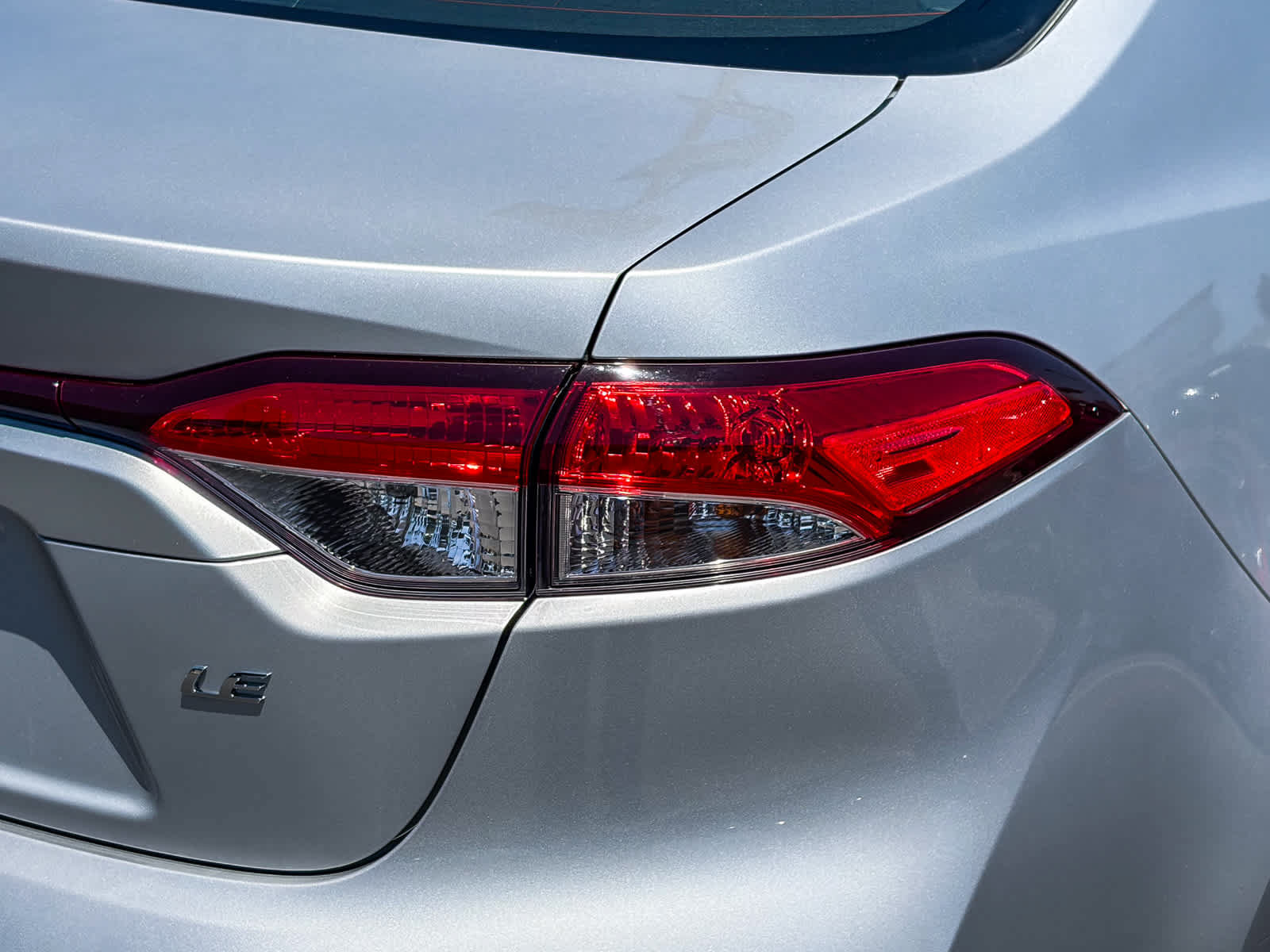 Used 2023 Toyota Corolla LE w/ LE Premium Package FWD image 8