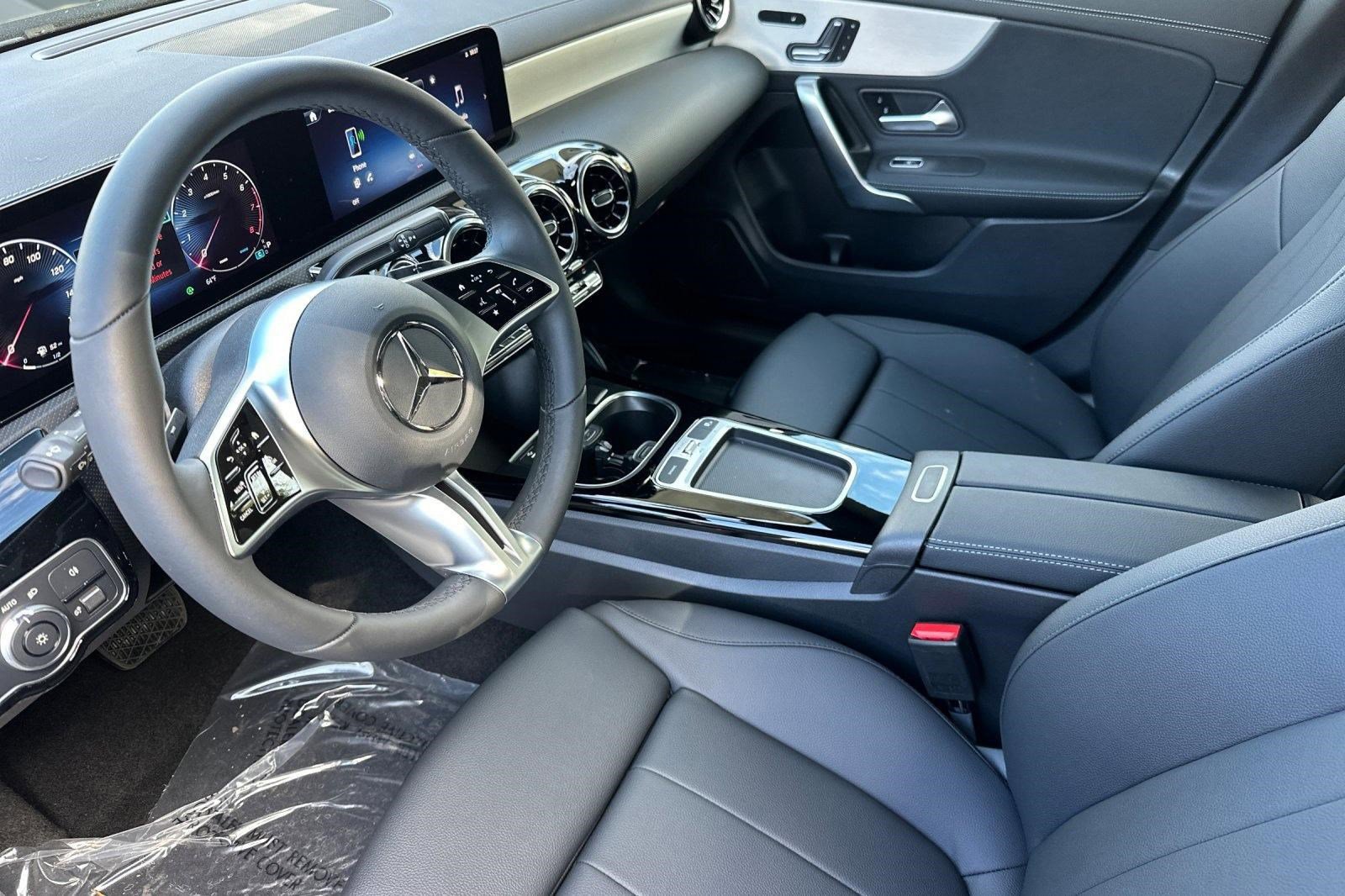 Used 2026 Mercedes-Benz CLA 250 image 4