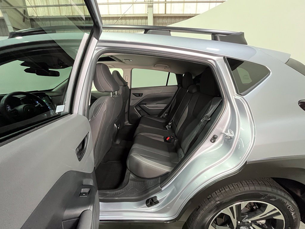Used 2025 Subaru Crosstrek 2.5i Premium AWD/4WD image 18