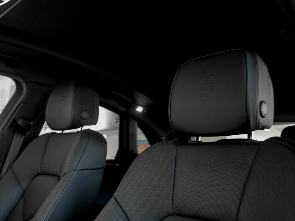 New 2026 Porsche Macan S image 21