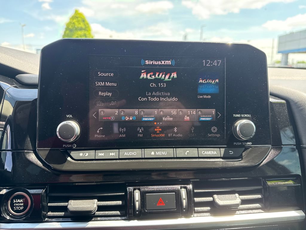 Used 2022 Nissan Pathfinder SV AWD/4WD image 22