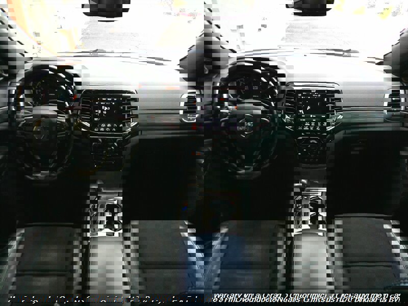 Used 2020 Jeep Grand Cherokee Altitude image 34