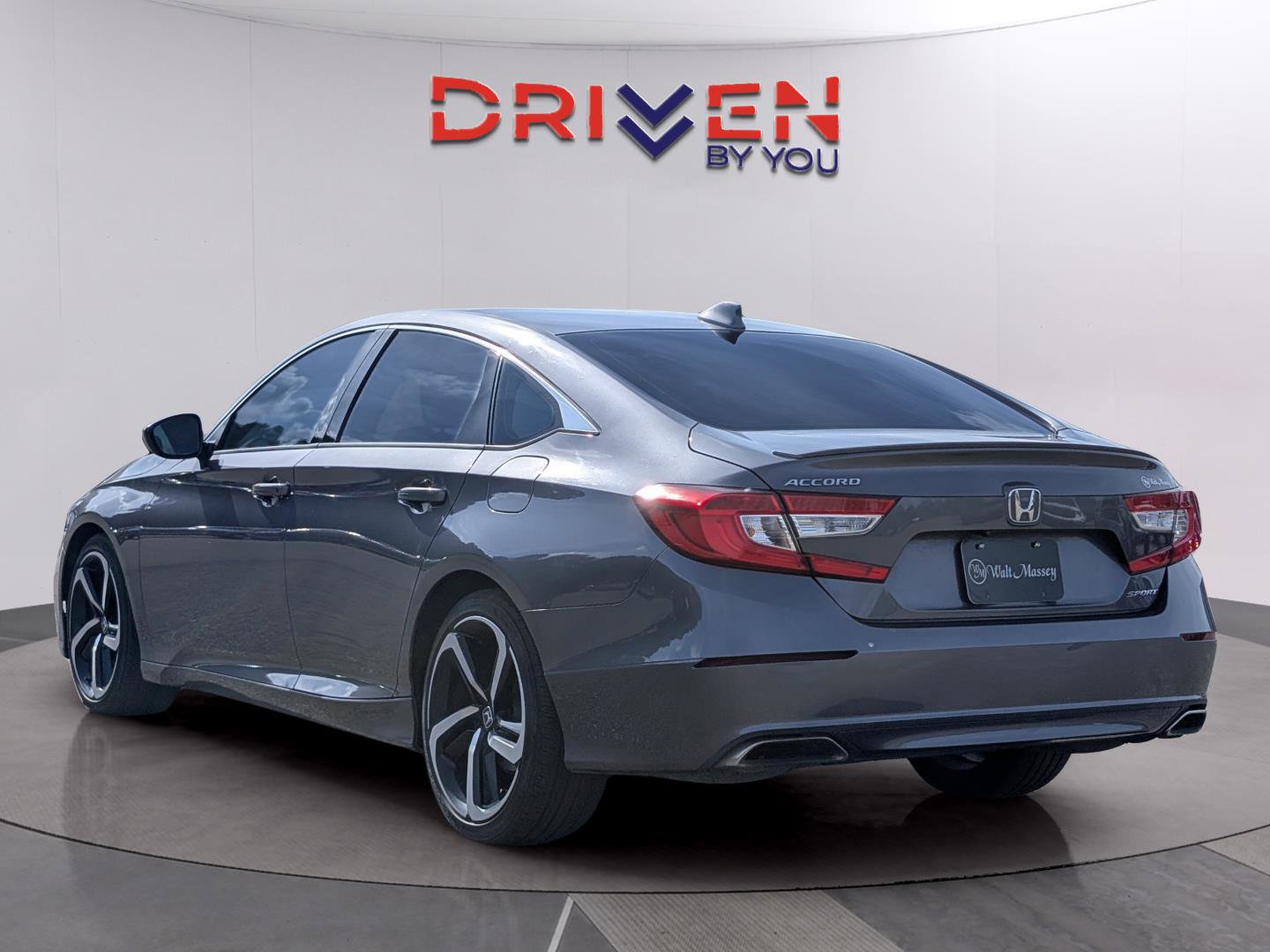 Used 2020 Honda Accord Sport image 3