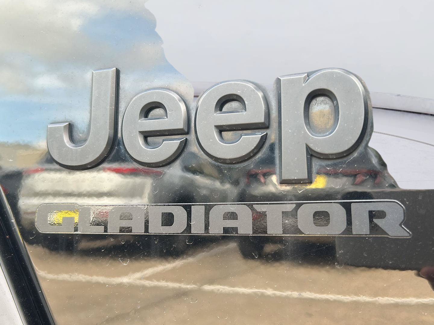 Used 2022 Jeep Gladiator Sport AWD/4WD image 28