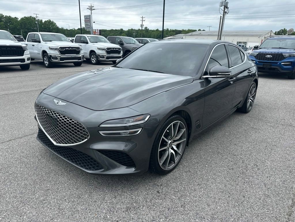 Used 2023 Genesis G70 2.0T RWD image 3