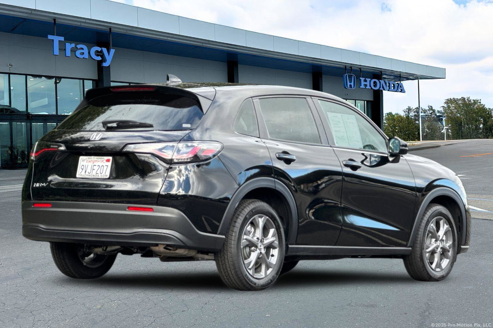 Certified 2026 Honda HR-V LX image 6