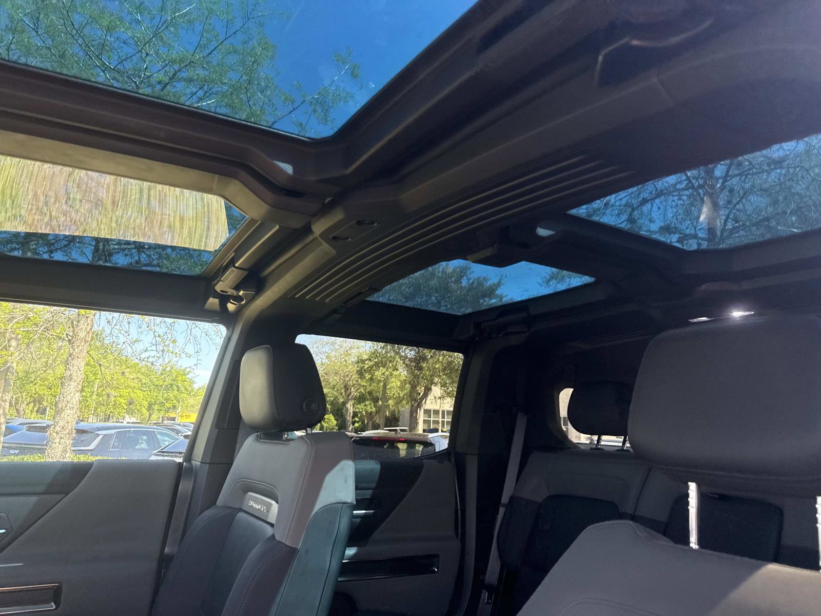Used 2024 GMC Hummer EV 3X AWD/4WD image 26