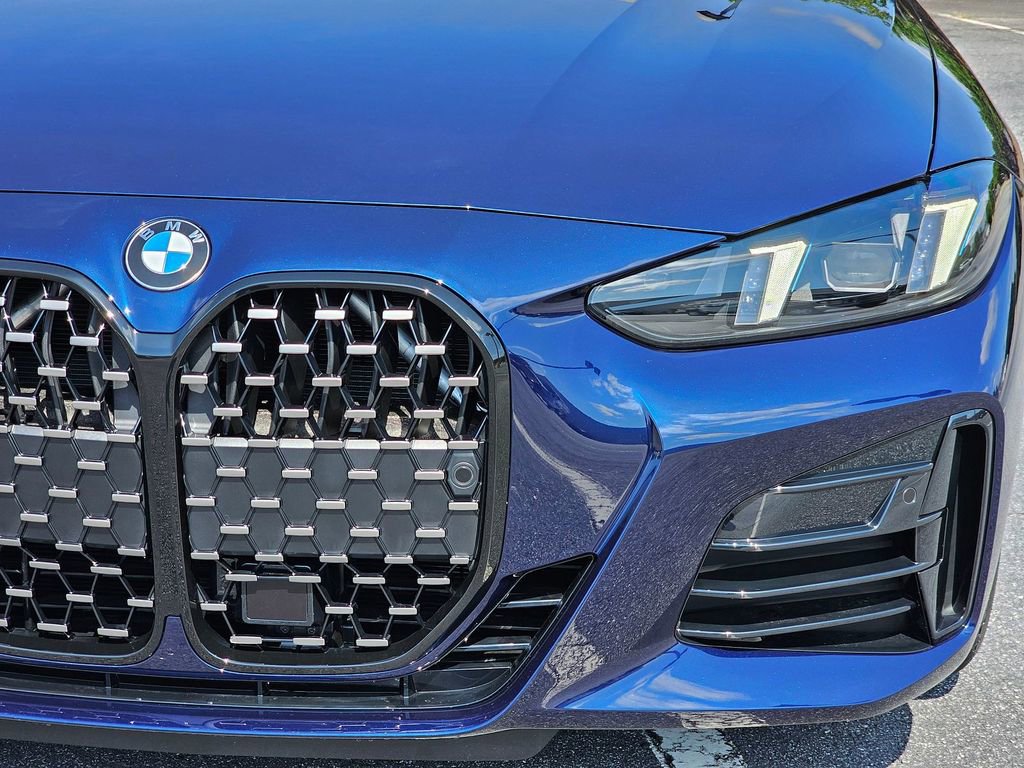 Used 2026 BMW 430i Coupe w/ M Sport Package image 9