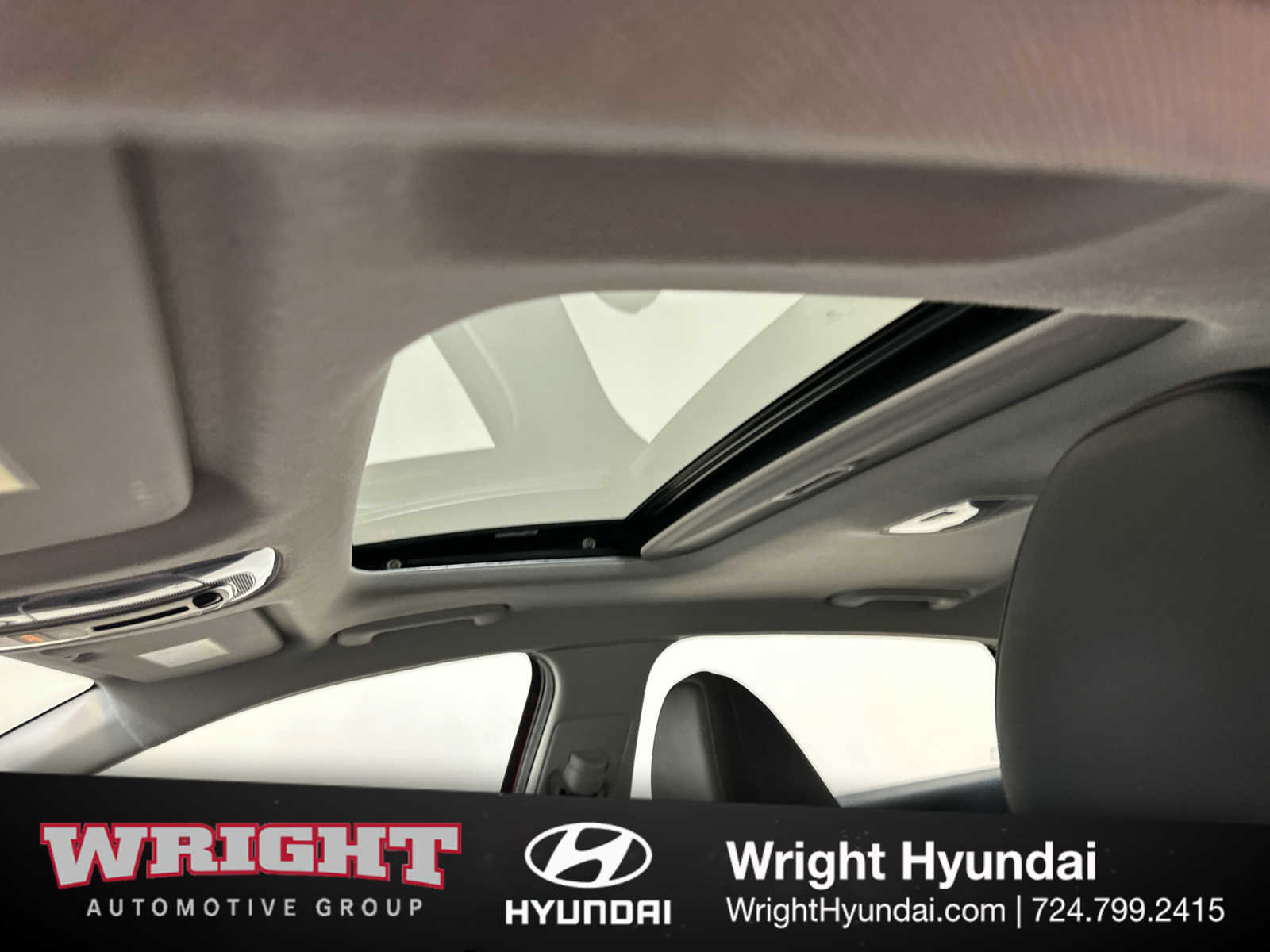 Certified 2023 Hyundai Elantra Limited FWD image 30