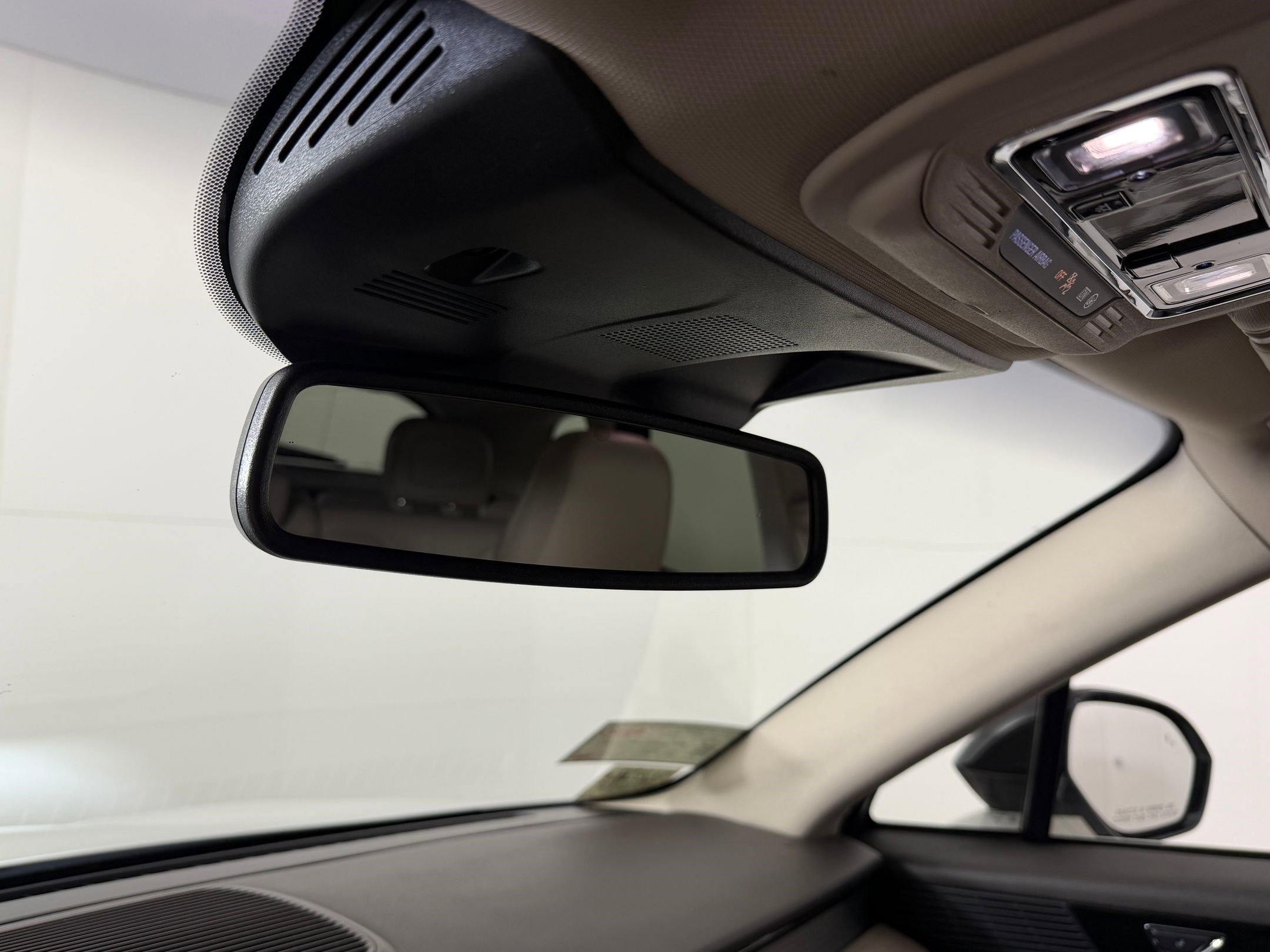 Used 2022 Lincoln Corsair AWD w/ Equipment Group 101A image 18