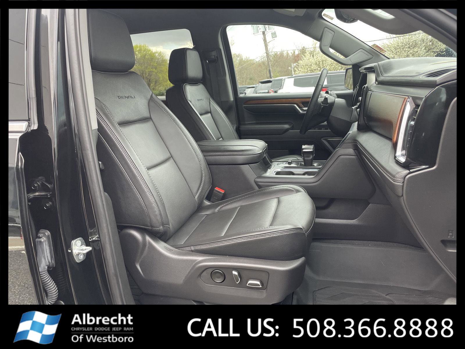 Used 2023 GMC Sierra 1500 Denali w/ Technology Package image 19