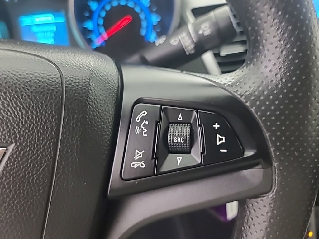 Used 2015 Chevrolet Cruze LT w/ Sun And Sound Package FWD image 28