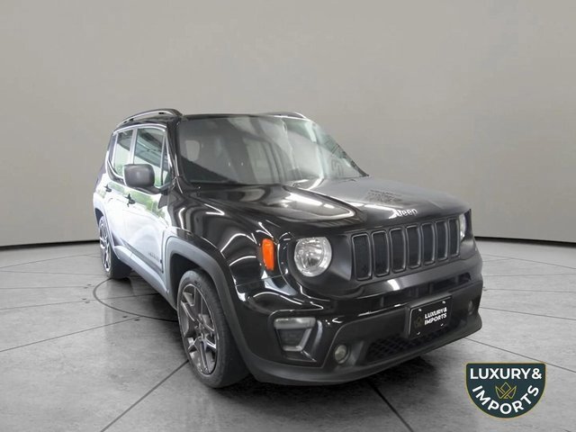 Used 2021 Jeep Renegade Latitude image 3