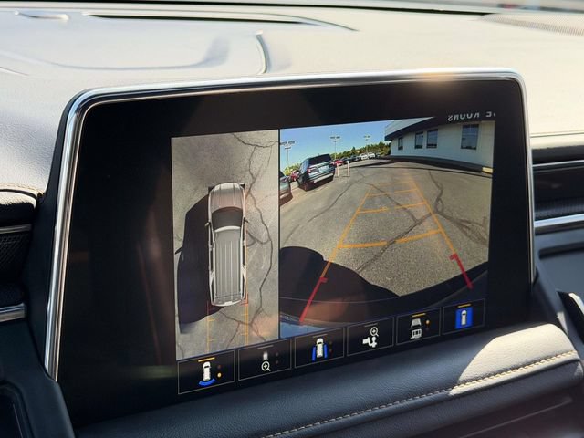 Used 2023 GMC Yukon AT4 w/ AT4 Premium Plus Package AWD/4WD image 14