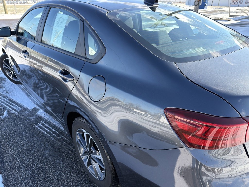 Used 2023 Kia Forte LXS w/ LXS Technology Package image 13
